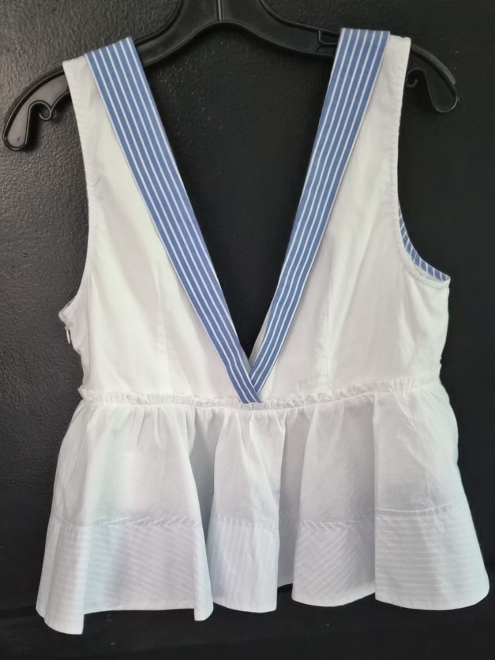 NWT | Anthropologie | Top | Sleeveless | Size Large - Picture 3 of 7